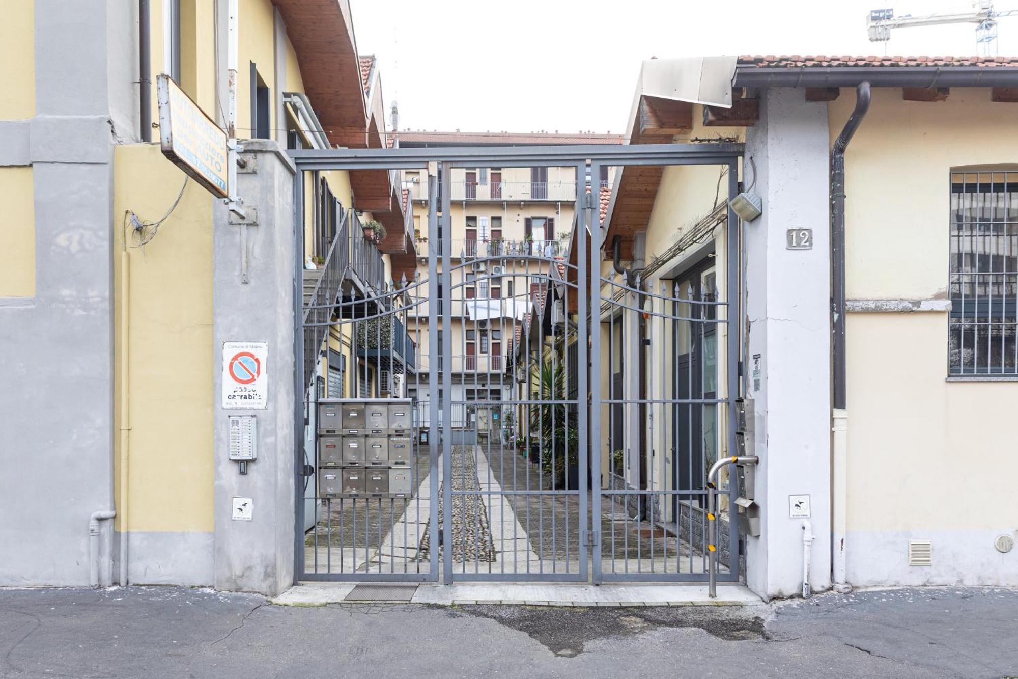 Fondazione Prada Exclusive Loft - Collection Mailand